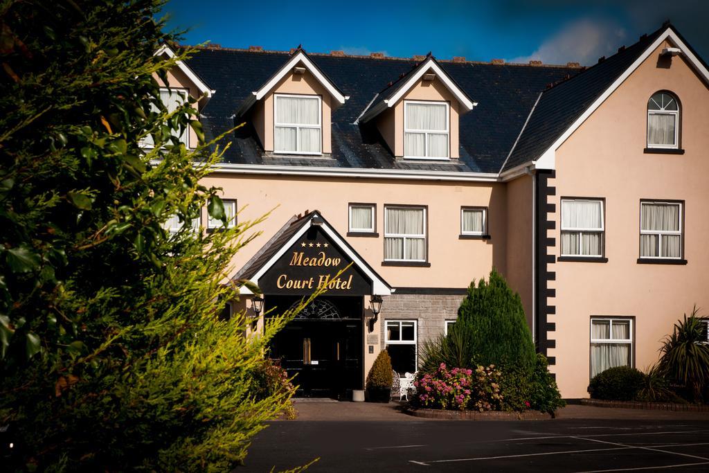 Meadow Court Hotel Loughrea Exteriör bild