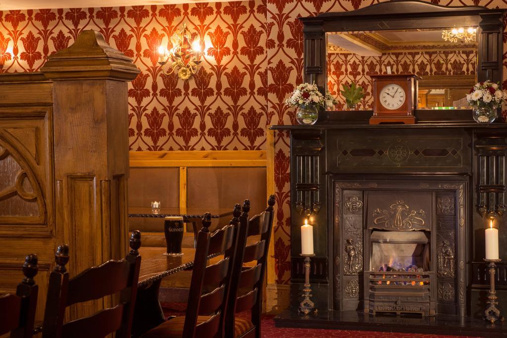 Meadow Court Hotel Loughrea Exteriör bild