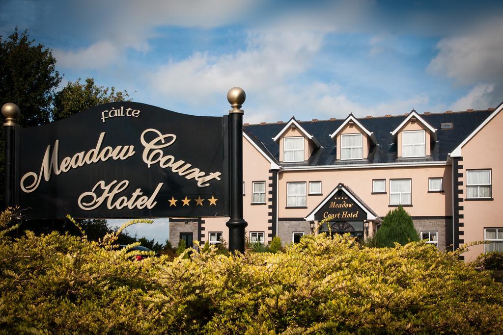 Meadow Court Hotel Loughrea Exteriör bild